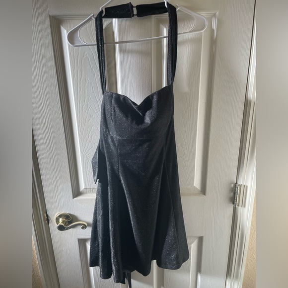 Windsor Dresses & Skirts - Windsor Stylish Black Dress